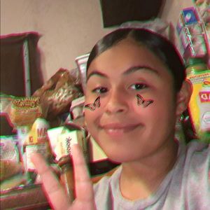 Meet your Posher, Marisol